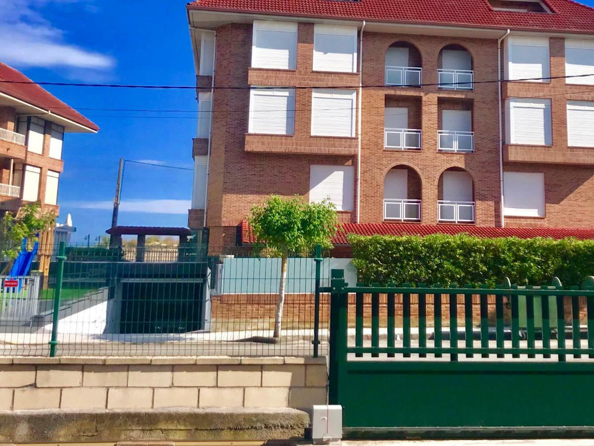 Apartamento El Arenal Playa De Ris Noja Dış mekan fotoğraf